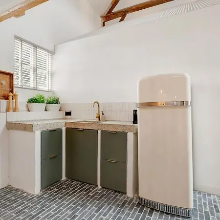 Holiday home Luxe In Dijkboerderij *