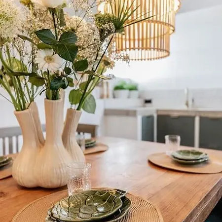 Luxe In Dijkboerderij Holiday home